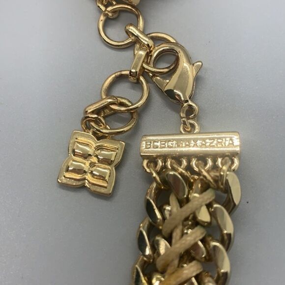 BCBGMaxAzria Gold Tone Statement Necklace. - Picture 4 of 6